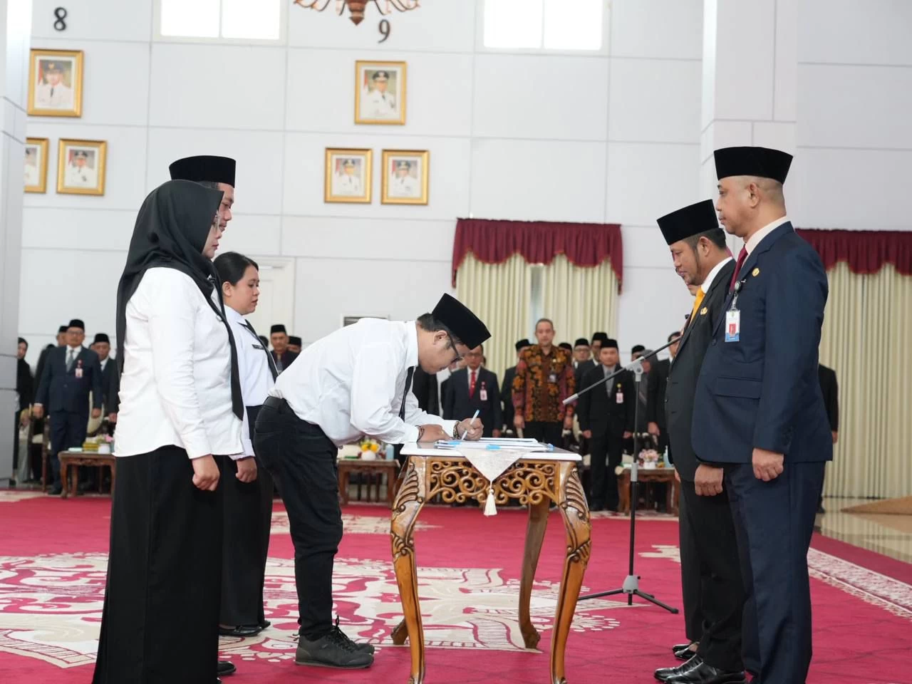 Gubernur Kaltim Lantik 1.346 CPNS dan PPPK, Harapkan Jadi Agen Perubahan untuk Percepatan Pembangunan
